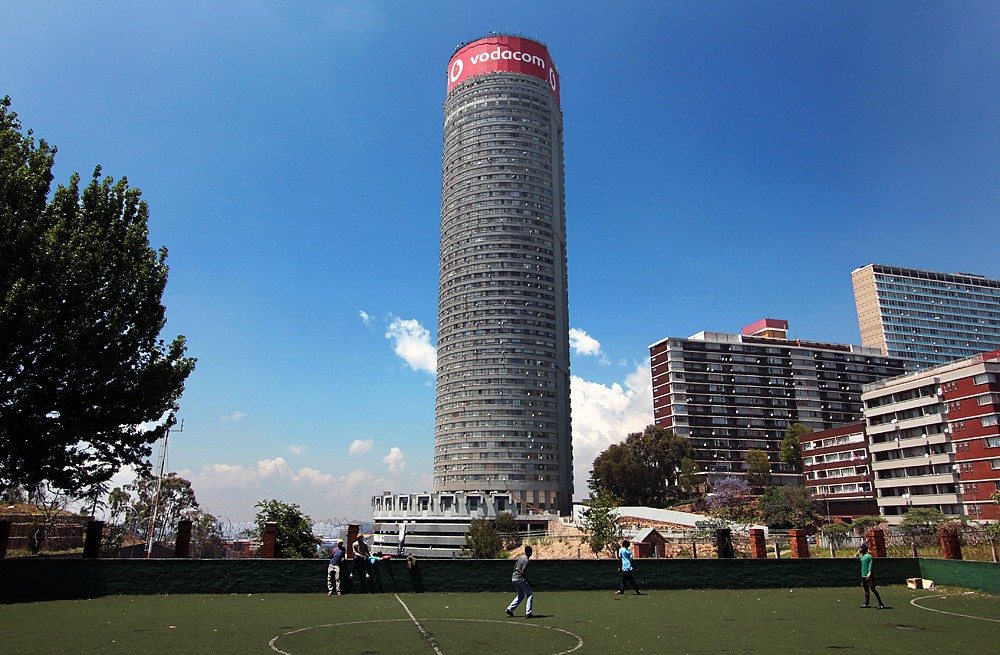 Ponte City Apartments. Африканский Союз штаб квартира. Небоскреб Ponte. Понте Сити 1975. Building africa