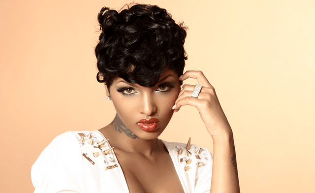 LoLa Monroe