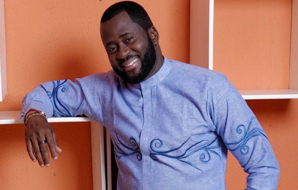 DESMOND ELLIOT 1