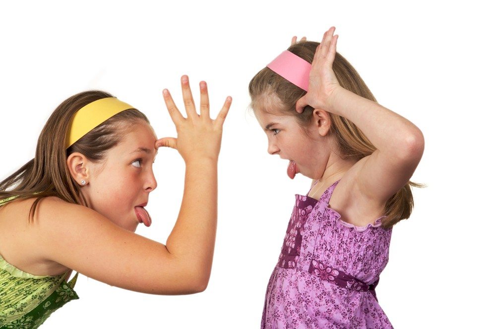 10 Unbelievable Reasons Girls Fight At School