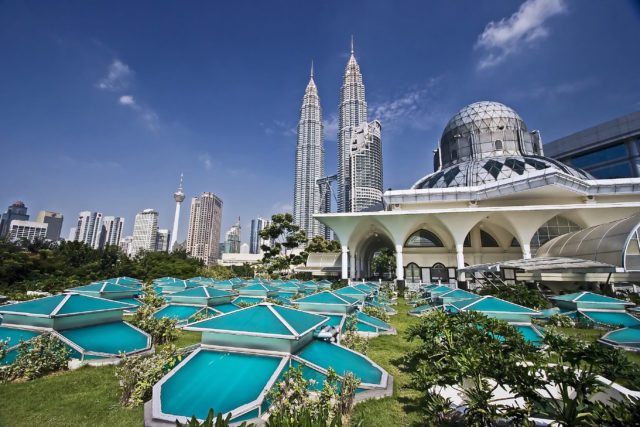 PETRONAS TOWERS MALAYSIA PETRONAS TOWERS MALAYSIA