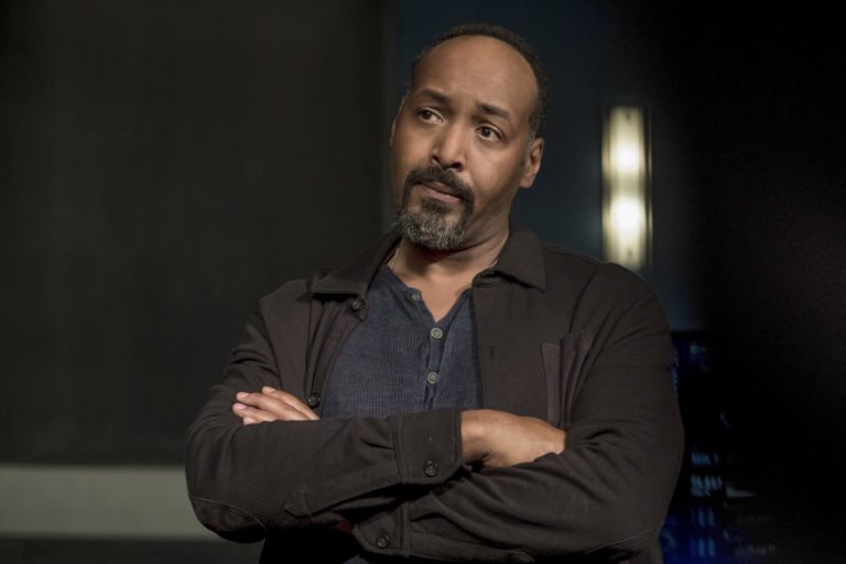 Who Is Jesse L Martin Is He Gay Or Married