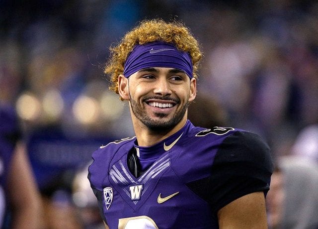 Dante Pettis' Blue Hair: How He Maintains the Color - wide 7