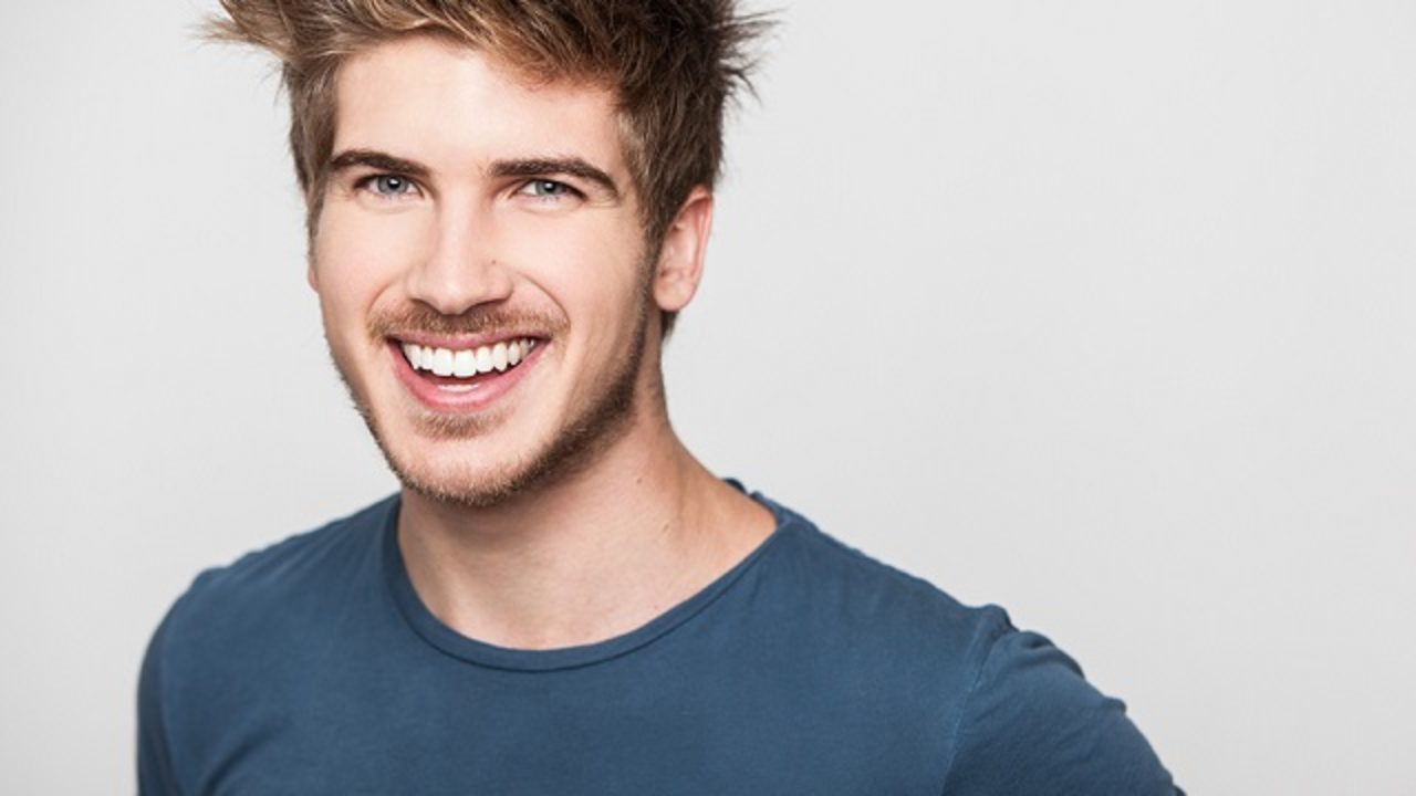 Endeavors That Make Up Joey Graceffa S Career Pursuits And Fun Facts About His Love Life - roblox joey graceffa