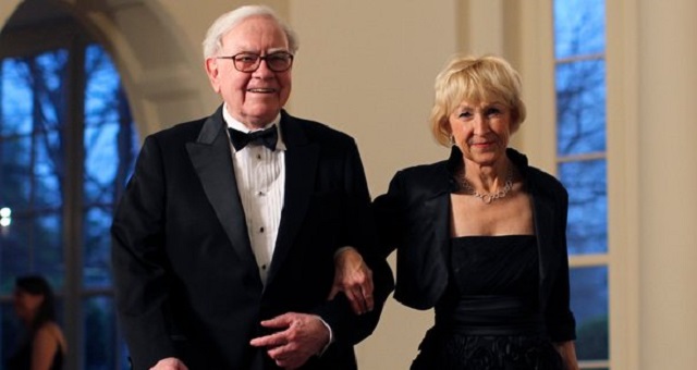 Buffet Warren and Astrid Menks