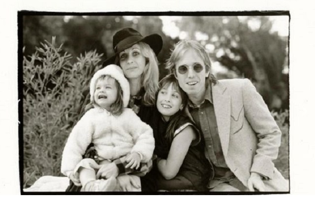 Jane Benyo Biography - Facts About Tom Petty's First Wife