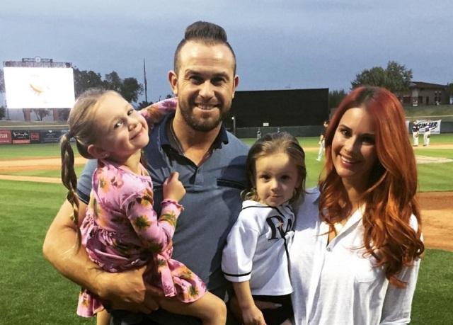 Evan Longoria's wife Jaime Faith Edmondson and his children with