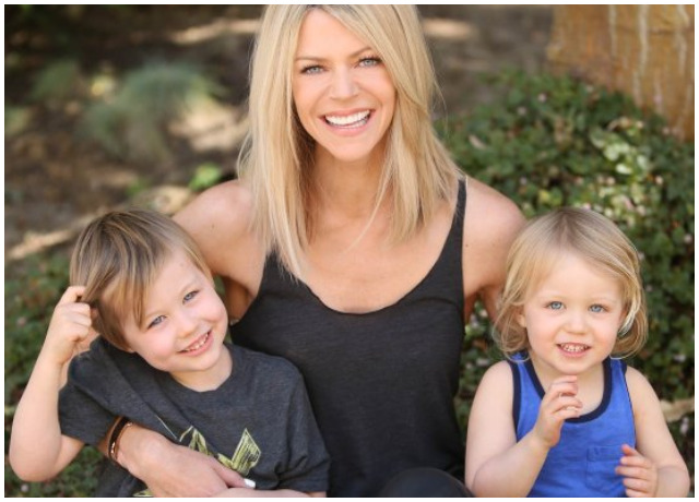 Does Kaitlin Olson Have Kids With Her Husband - Rob Mcelhenney?